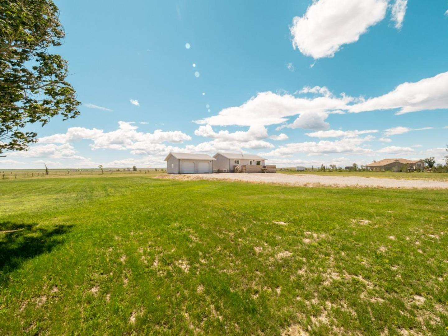 140 Avro Anson Road, Fort Macleod, Alberta T0L0Z0 Sold History HouseSigma