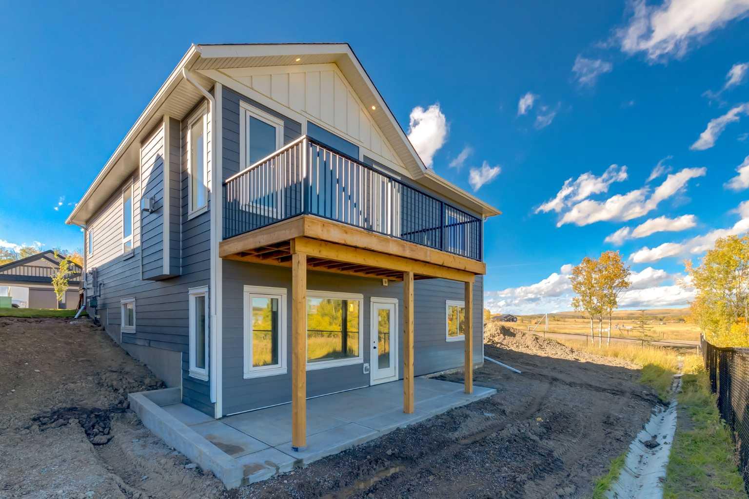 20 Country meadows Cove, Diamond Valley, Alberta T0L2A0 For Sale