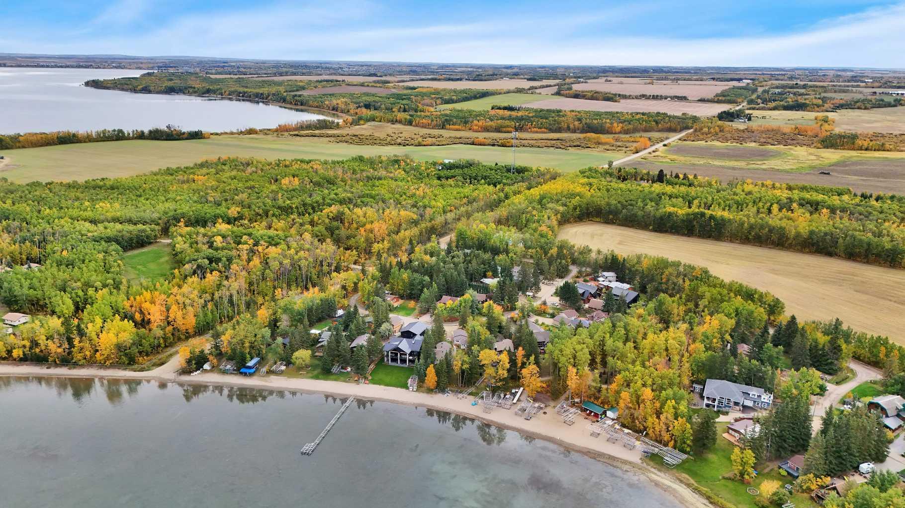 17 Hummingbird Lane, Half Moon Bay, Alberta T4S1S1 For Sale HouseSigma