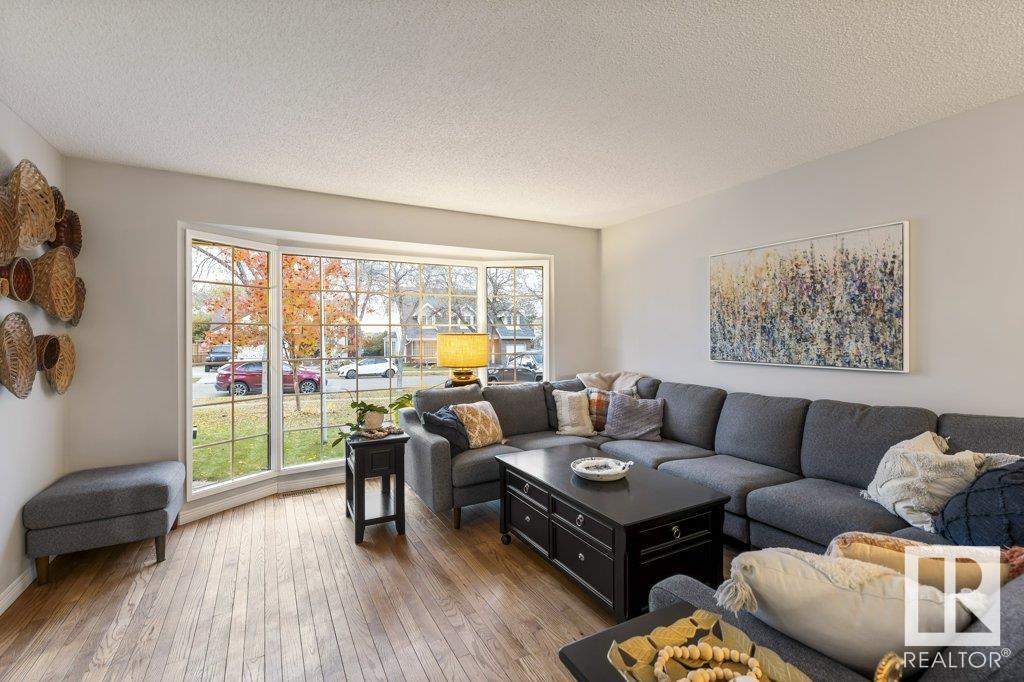 27 WIMBLETON Crescent, St. Albert, Alberta T8N3T8 For Sale HouseSigma