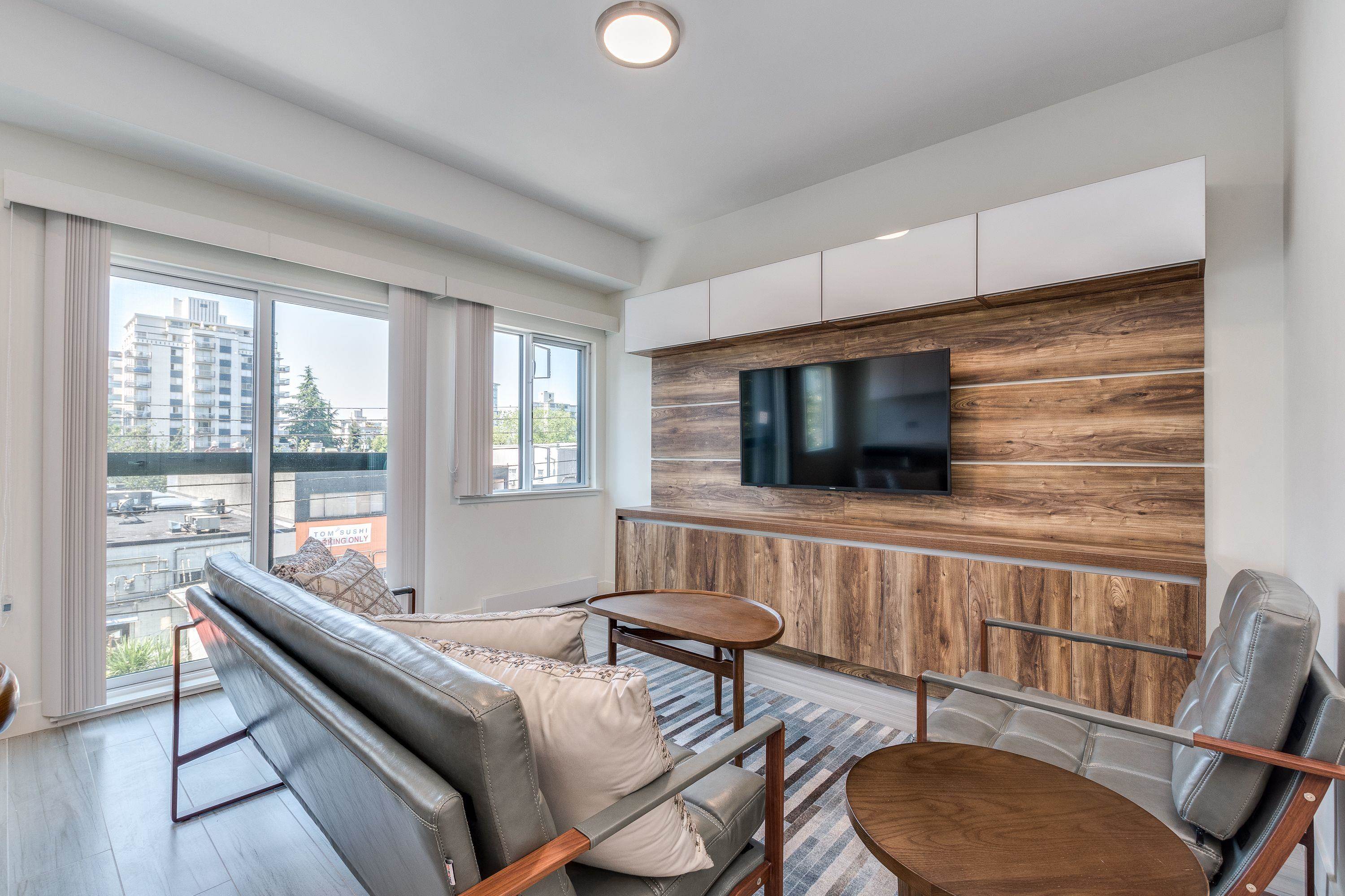 Unit 206 - 1168 Pendrell, Vancouver 4