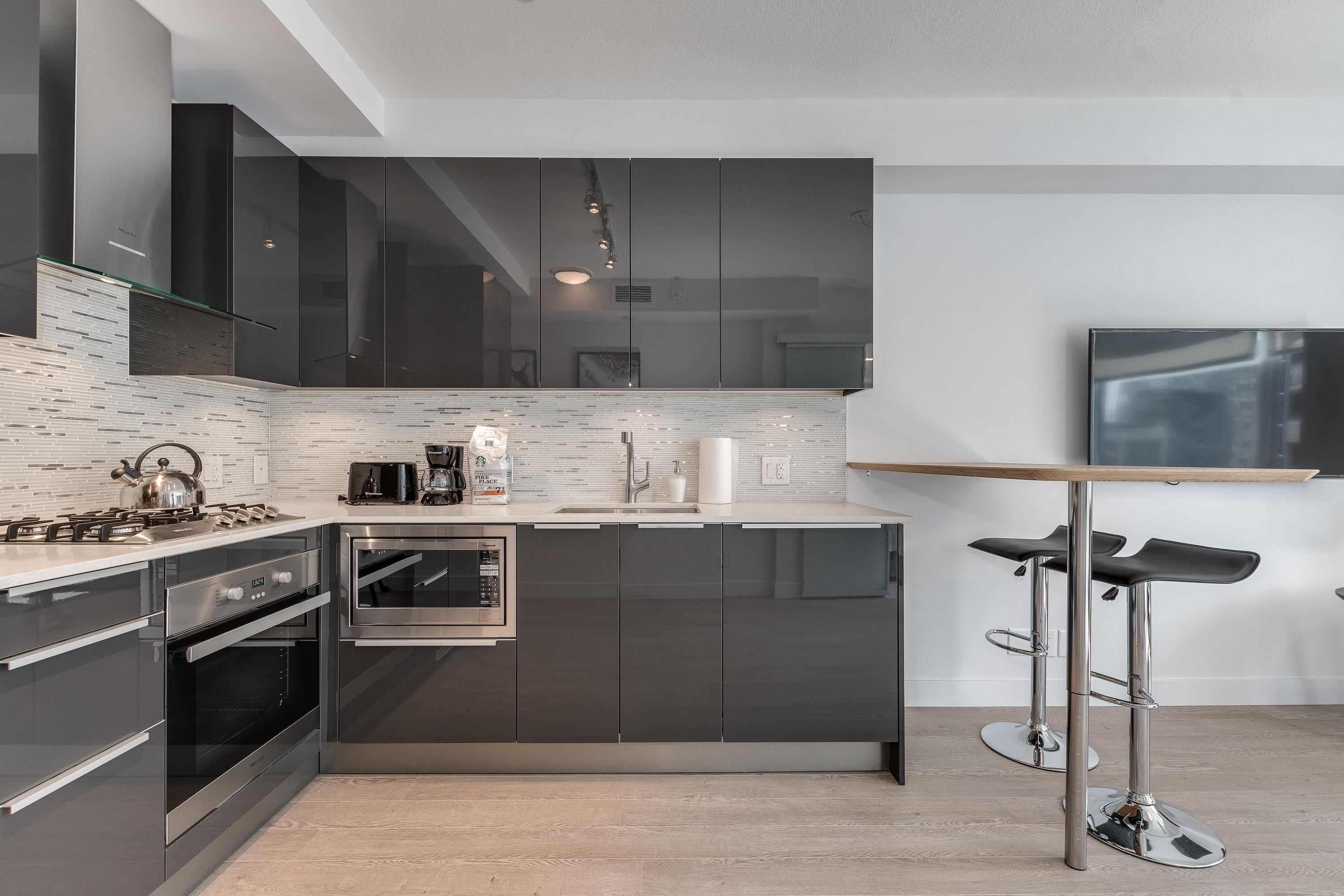 Unit 1206 - 1283 Howe Street, Vancouver 3