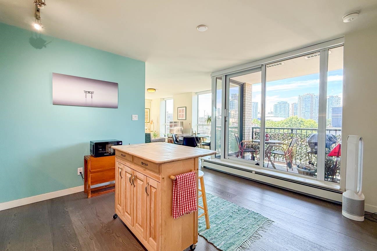 Unit 505 - 189 Keefer Street, Vancouver 4