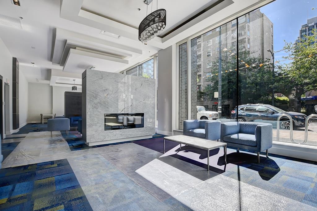Unit 3104 - 1283 Howe Street, Vancouver 3
