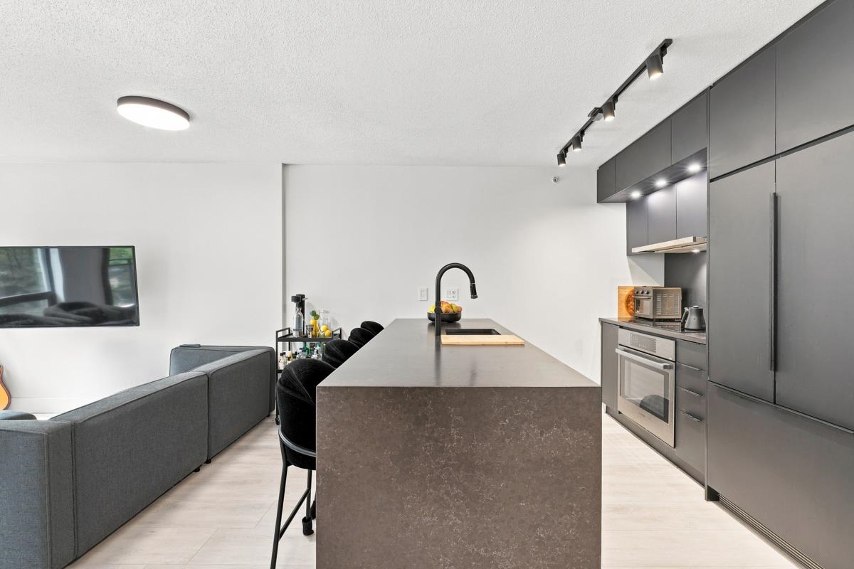 Unit 212 - 1082 Seymour Street, Vancouver 2