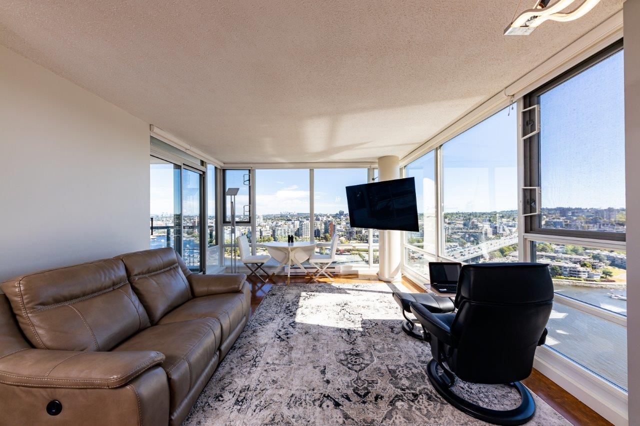 Unit 2905 - 1033 Marinaside Crescent, Vancouver 4
