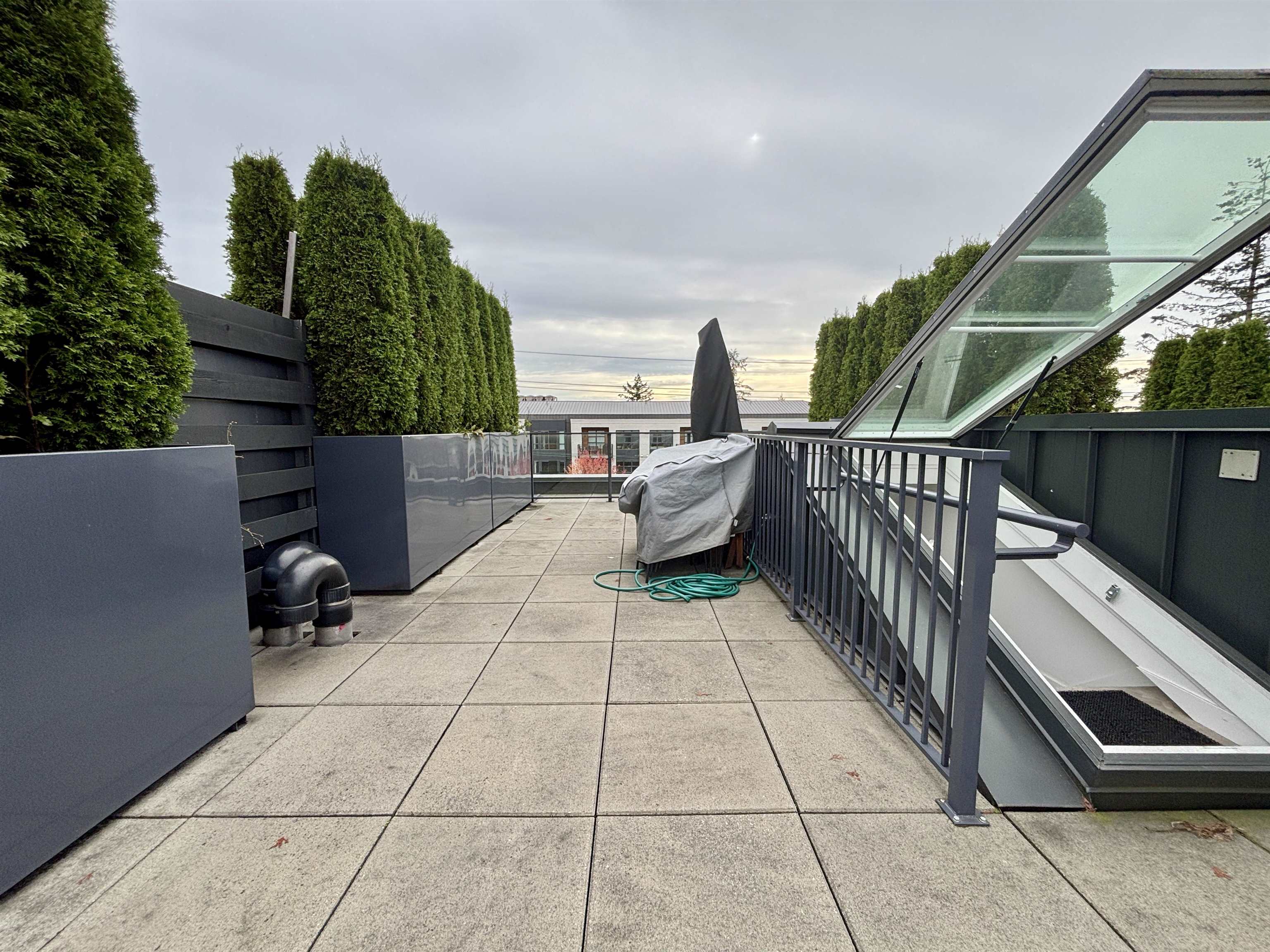 Unit 3 - 720 3rd East Street, North Vancouver 2