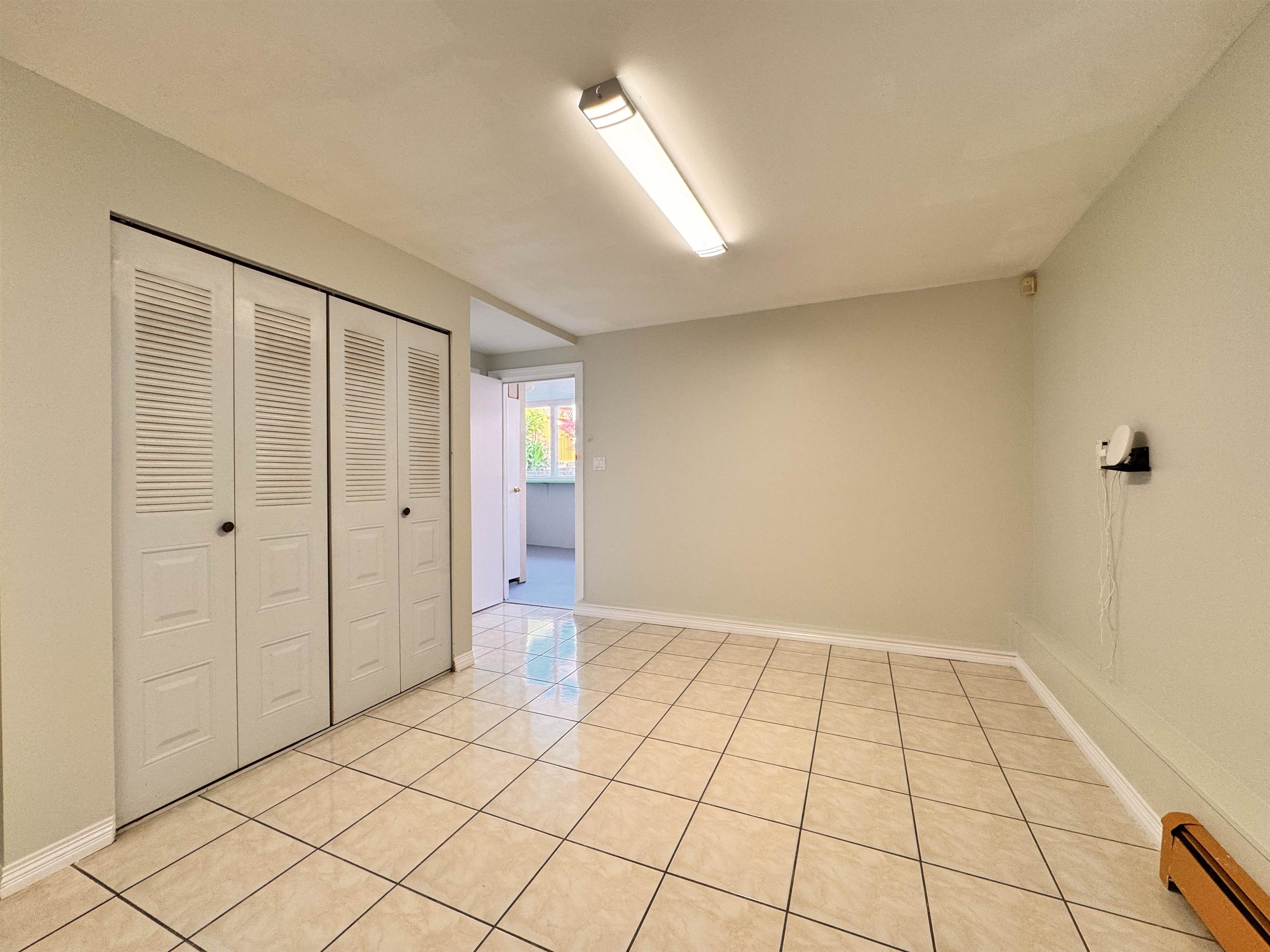 Unit Lower - 120 Springer Avenue, Burnaby 5