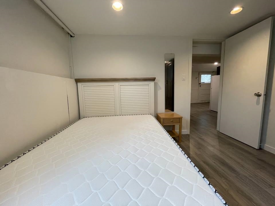 4631 14th Avenue W, Vancouver 5