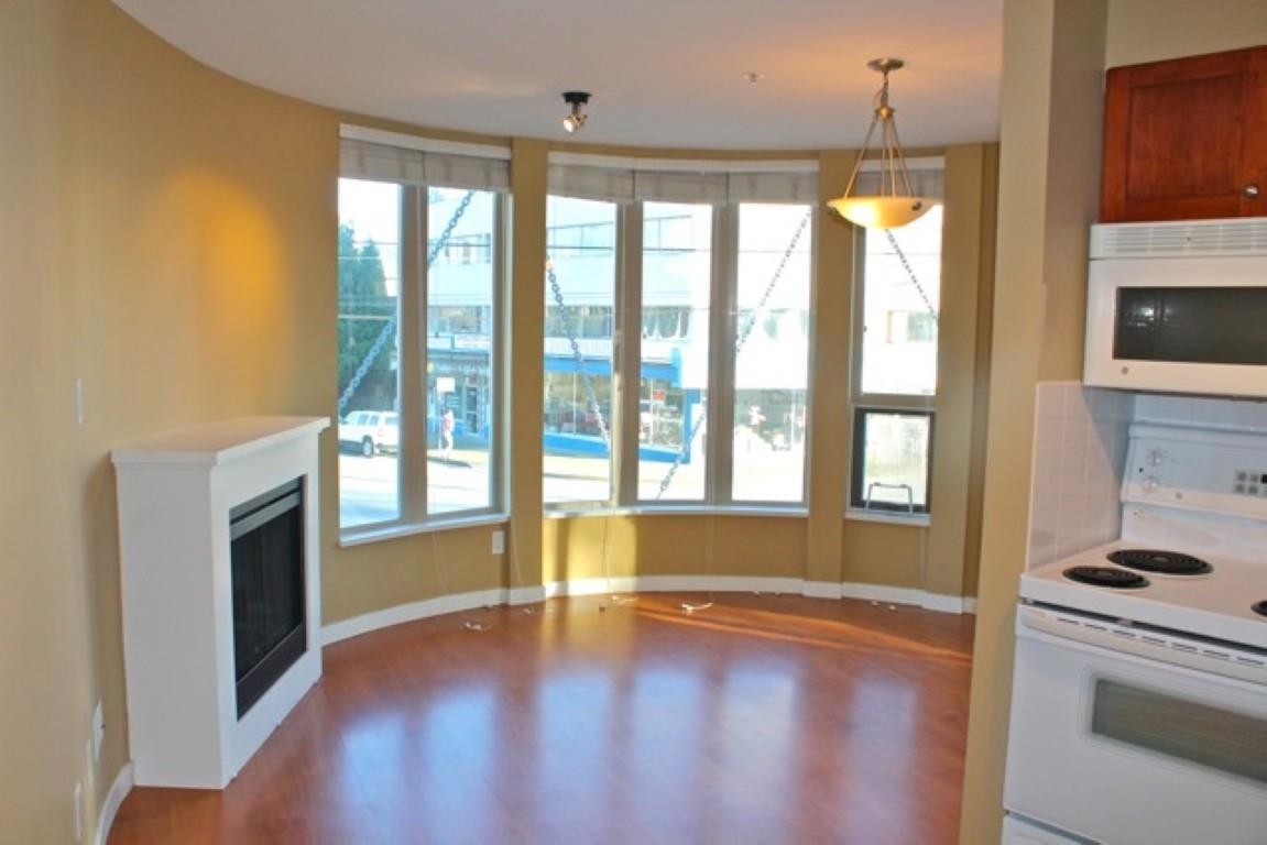 Unit 209 - 3089 Oak Street, Vancouver 3