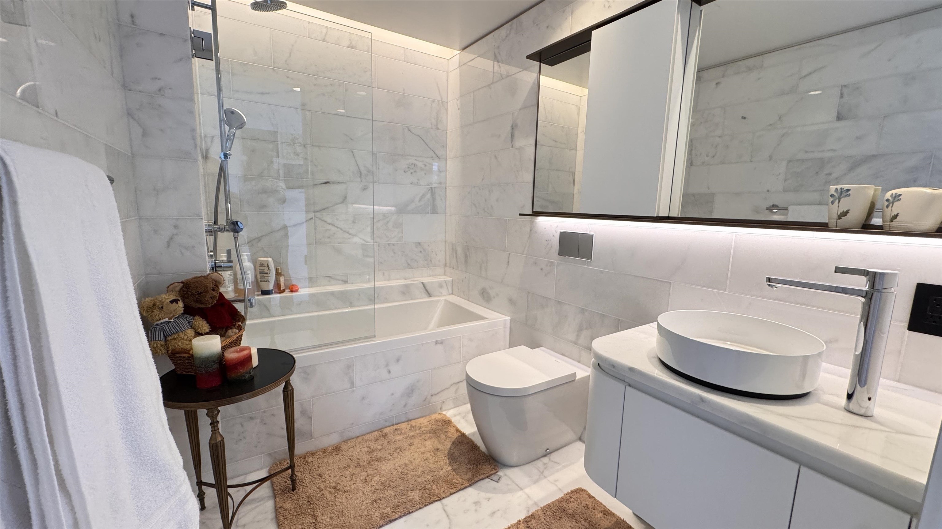 Unit 22xx - 1408 Robson Street, Vancouver 4