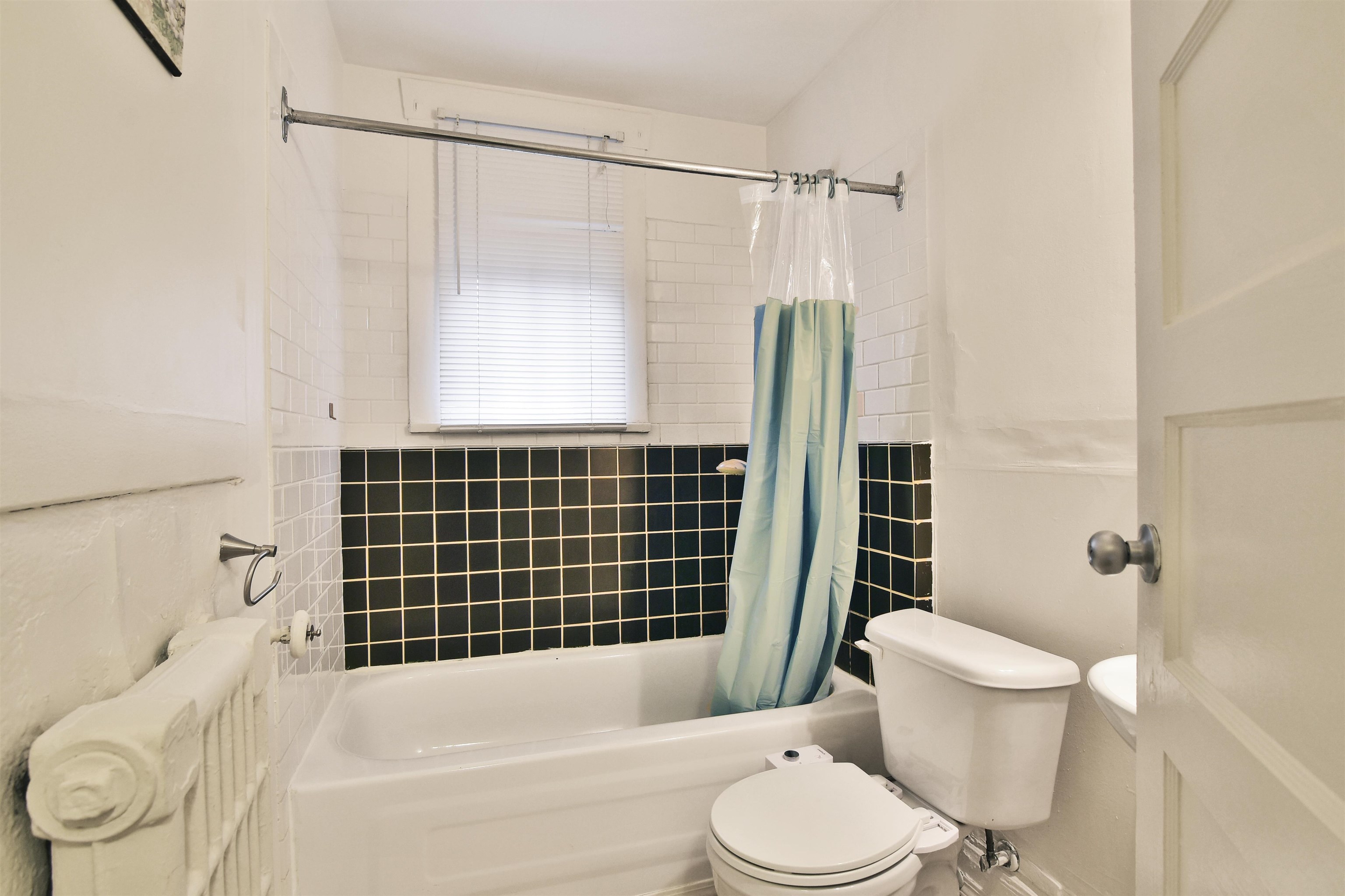 Unit 18 - 935 Jervis Street, Vancouver 4