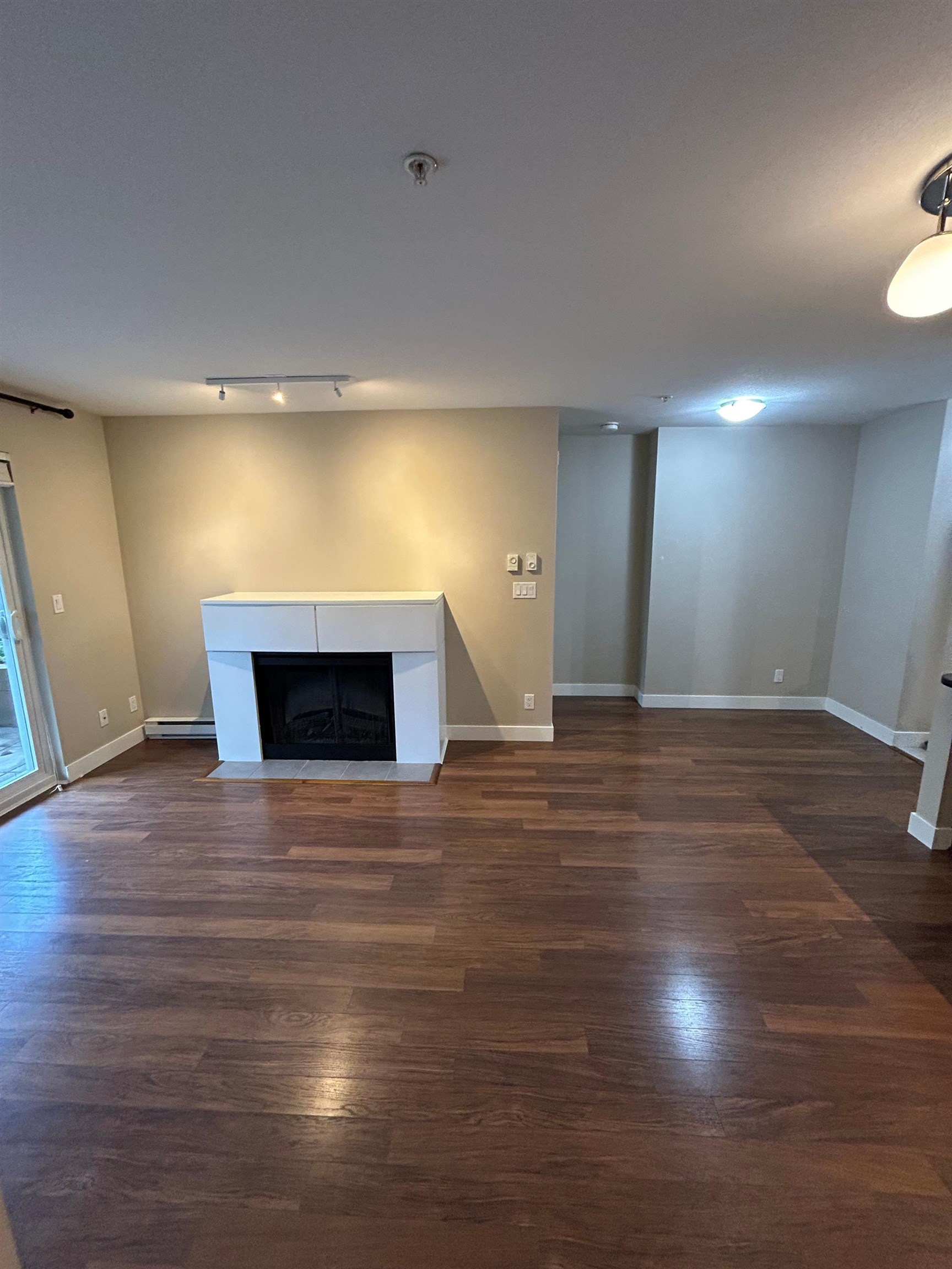 19388 65 Avenue, Surrey 3