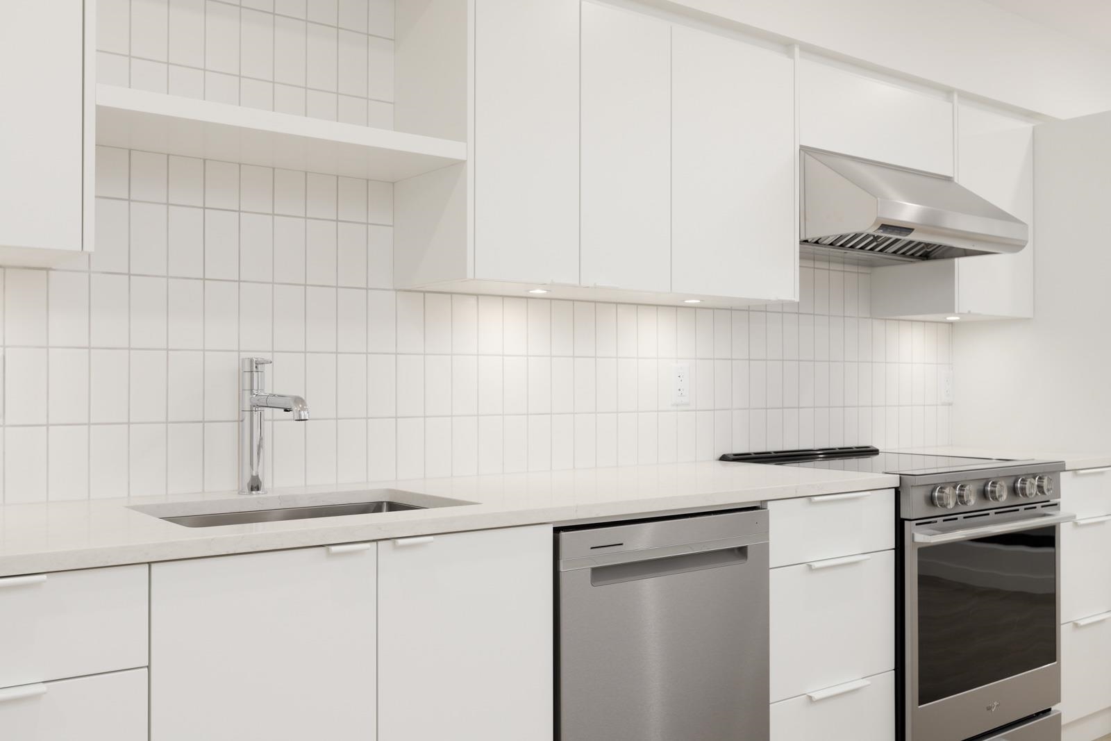 5449-2 Columbia Street, Vancouver 2