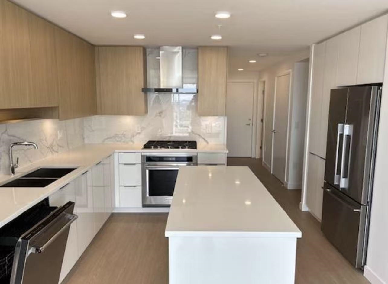 7769 Park Crescent, Burnaby 3