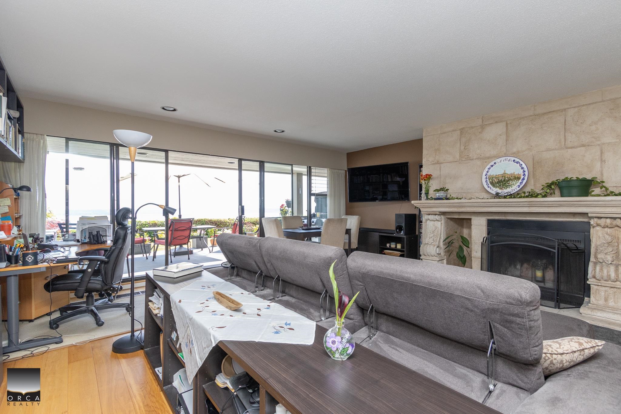 Unit 11 - 2246 Folkstone Way, West Vancouver 3