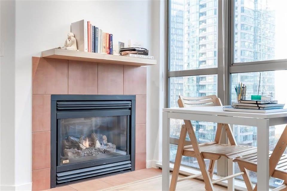 Unit 807 - 819 Hamilton Street, Vancouver 3