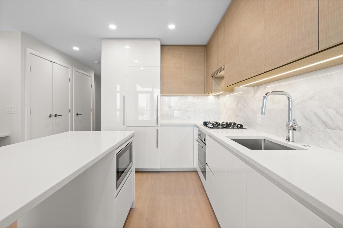 Unit 3509 - 4168 Lougheed Highway, Burnaby 5
