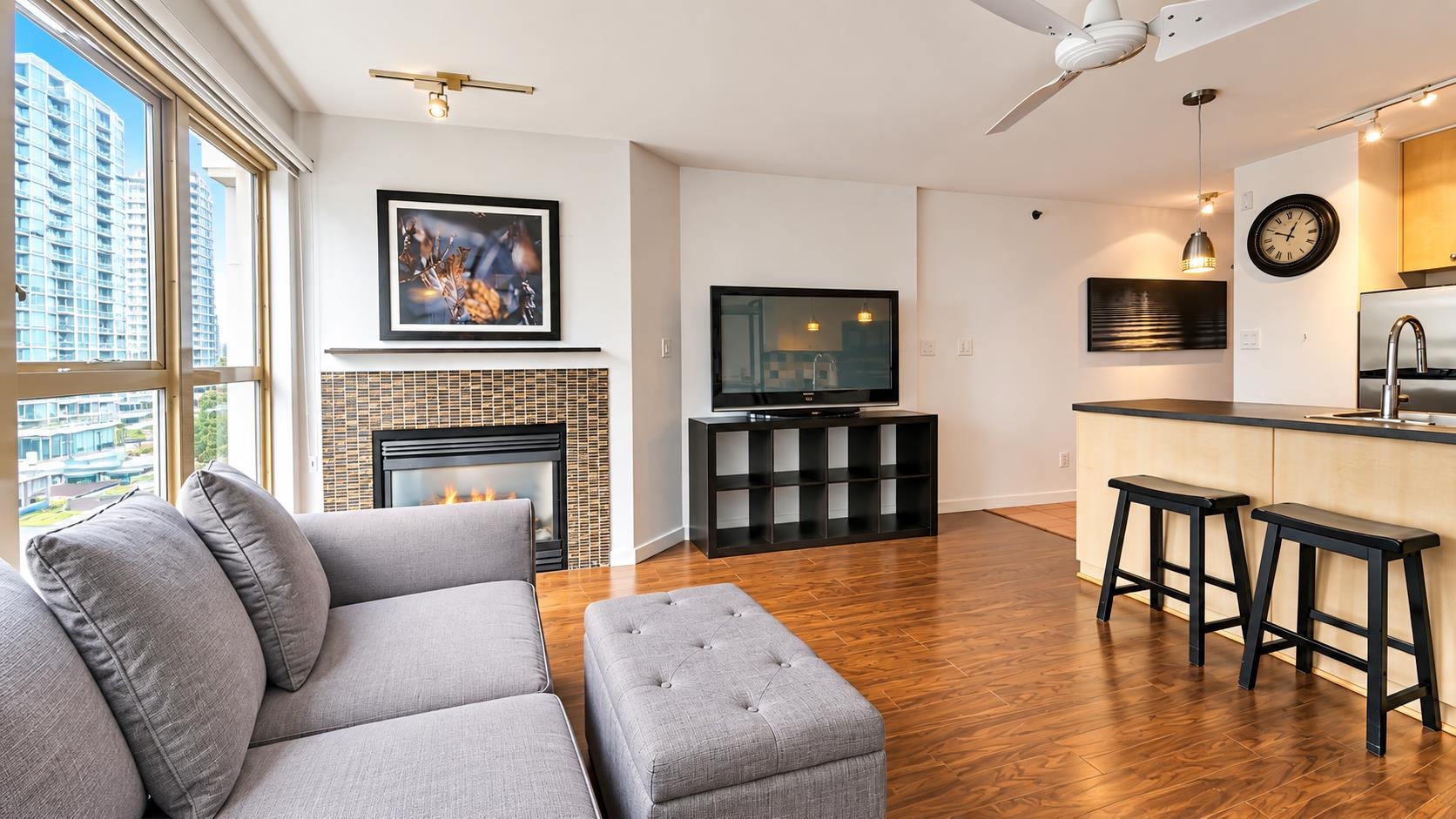 Unit 1205 - 819 Hamilton Street, Vancouver 2