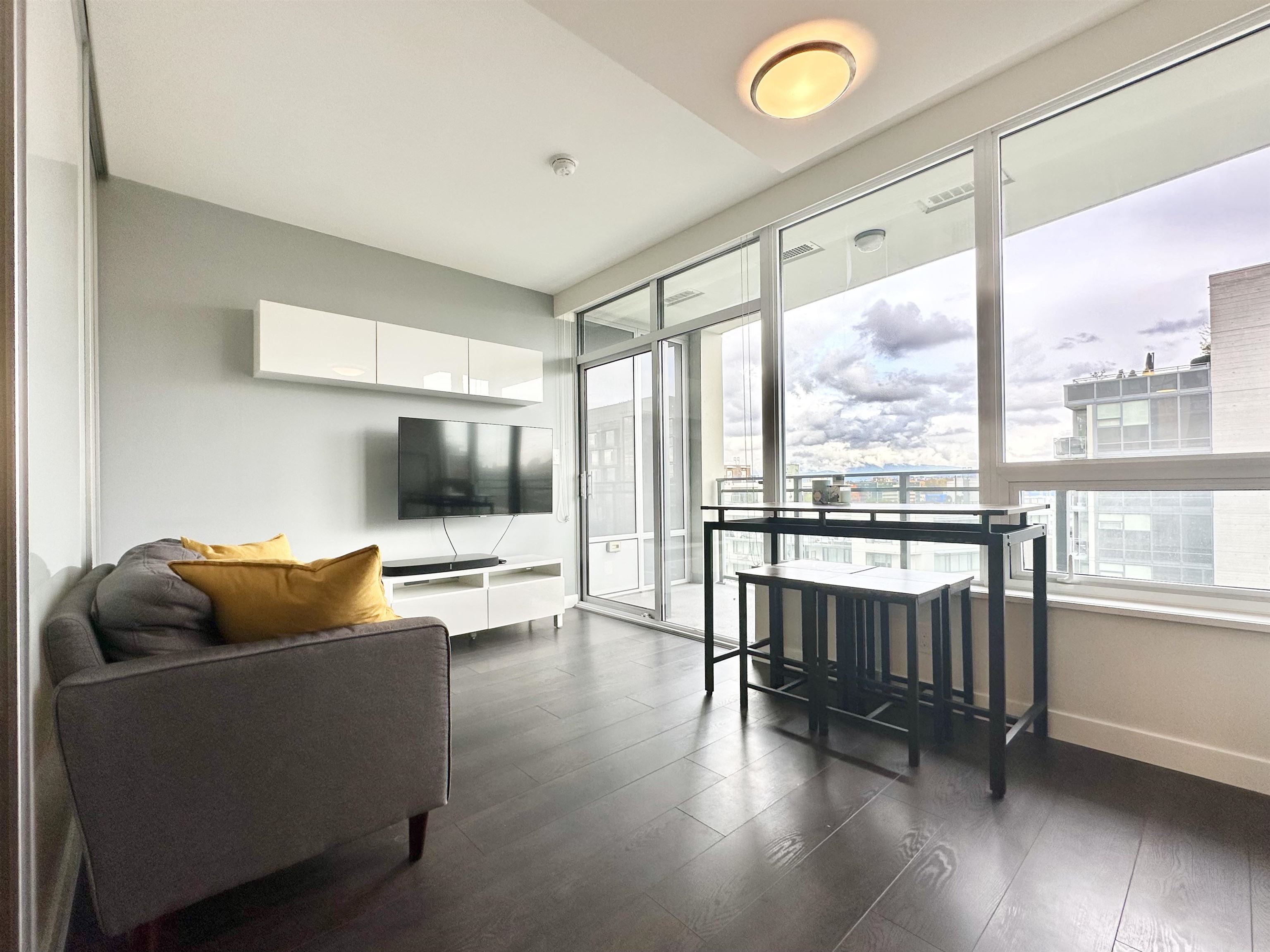 Unit 1103 - 111 1st E Avenue, Vancouver 5