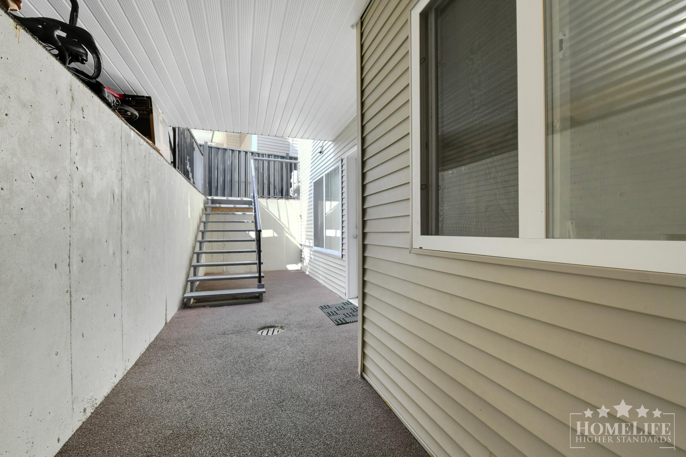 Unit Basement - 7909 147a Street, Surrey 2