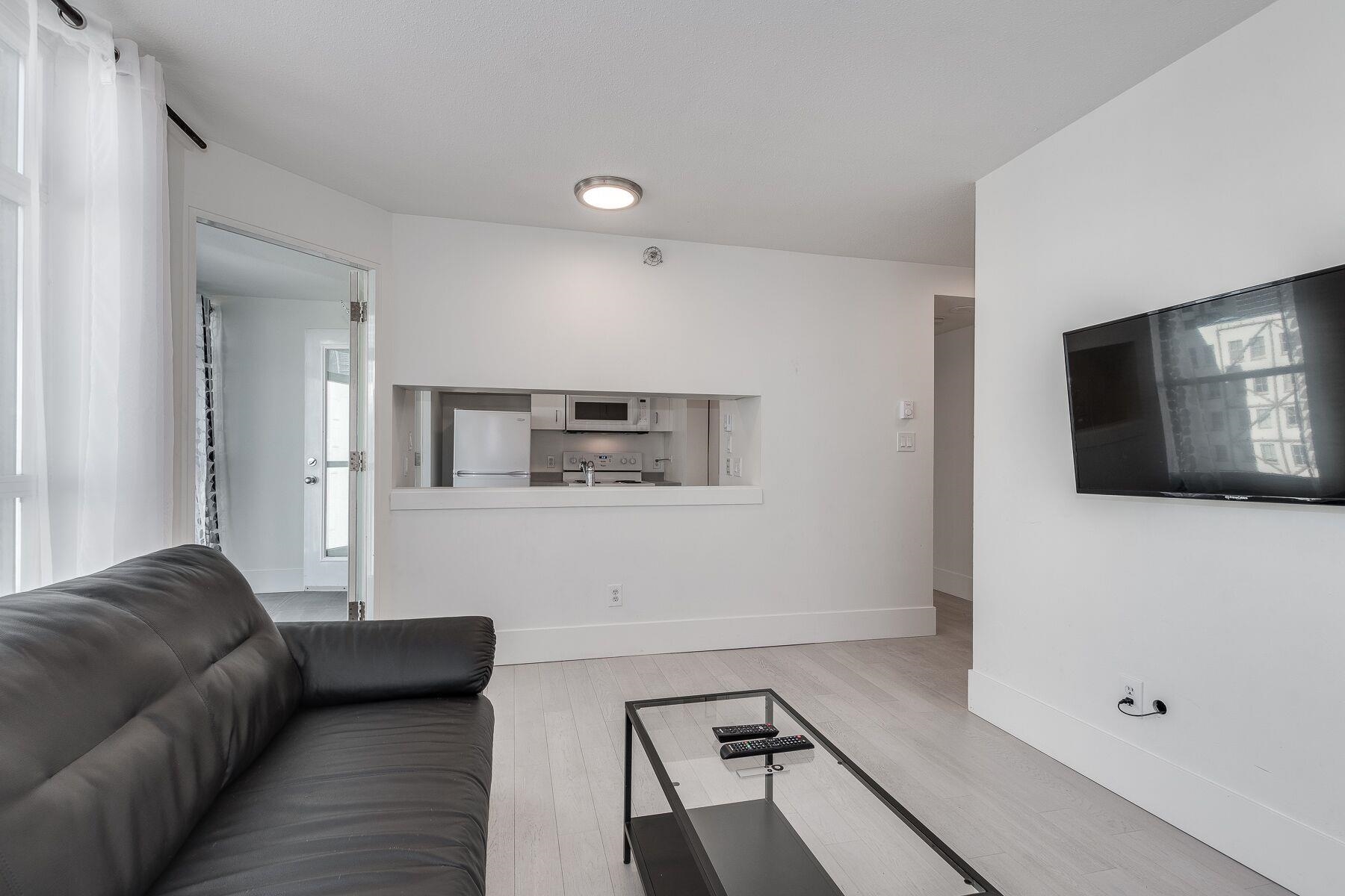 Unit 1002 - 438 Seymour St, Vancouver 4