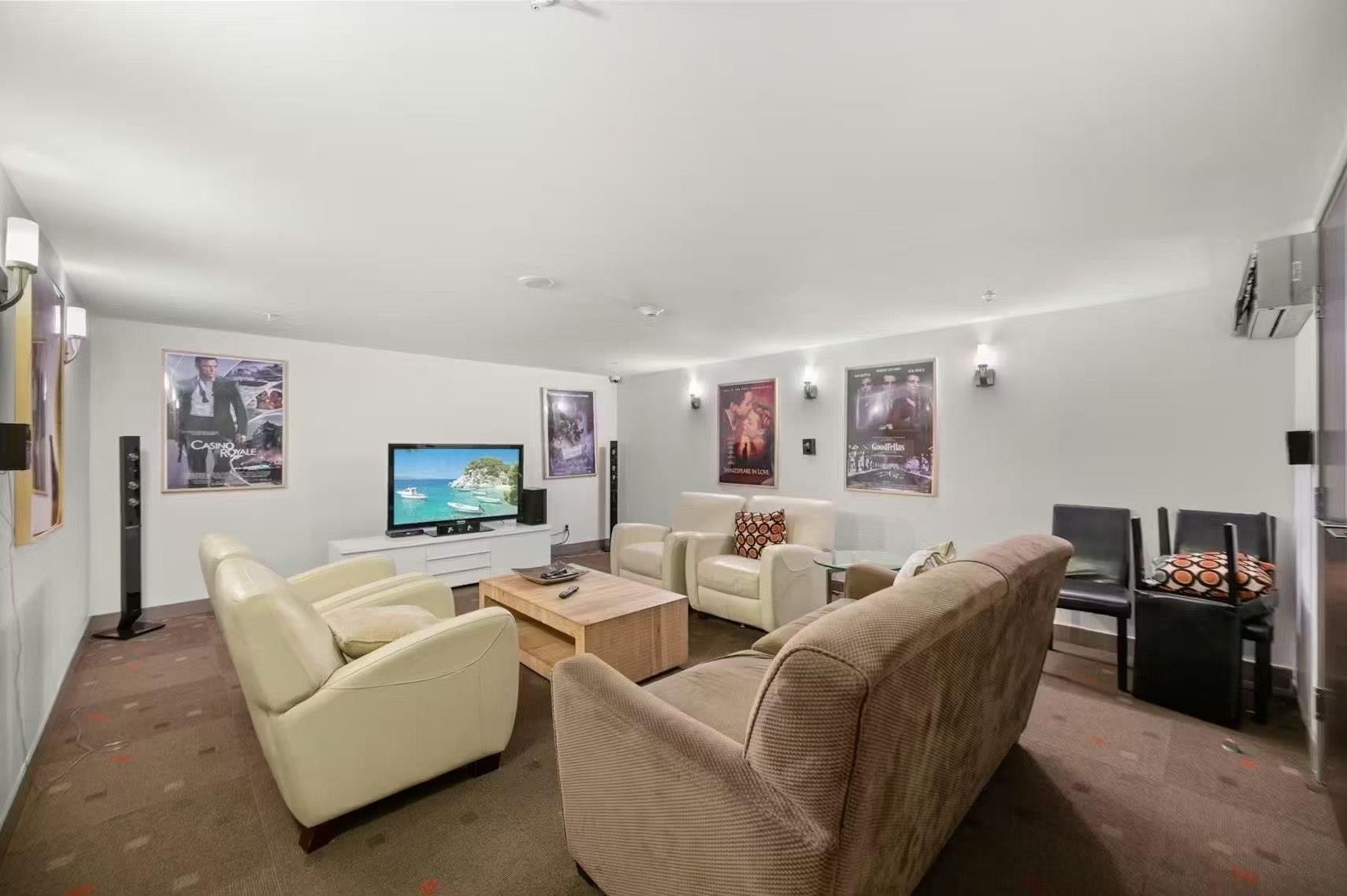 Unit 612 - 8033 Saba Road, Richmond 3