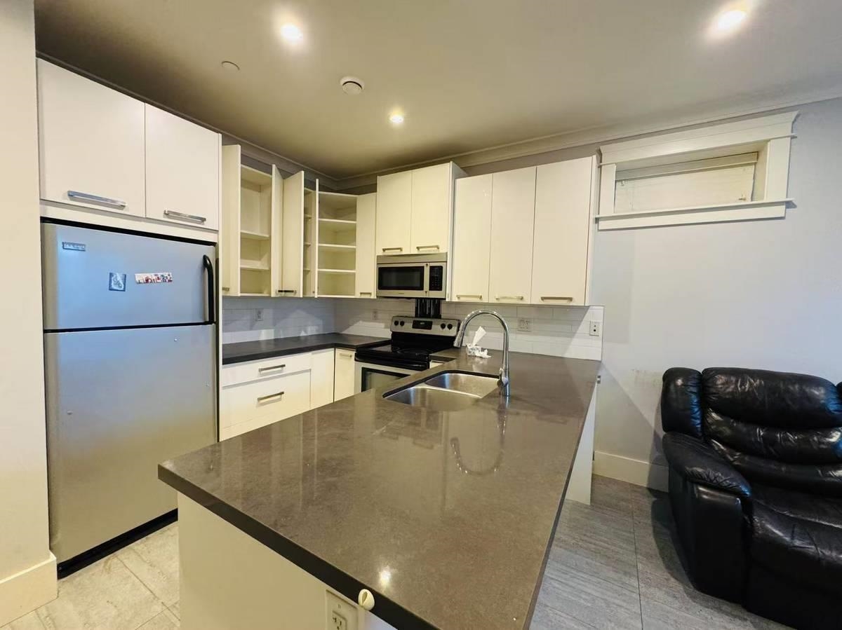 2900 W 41st Avenue, Vancouver 2