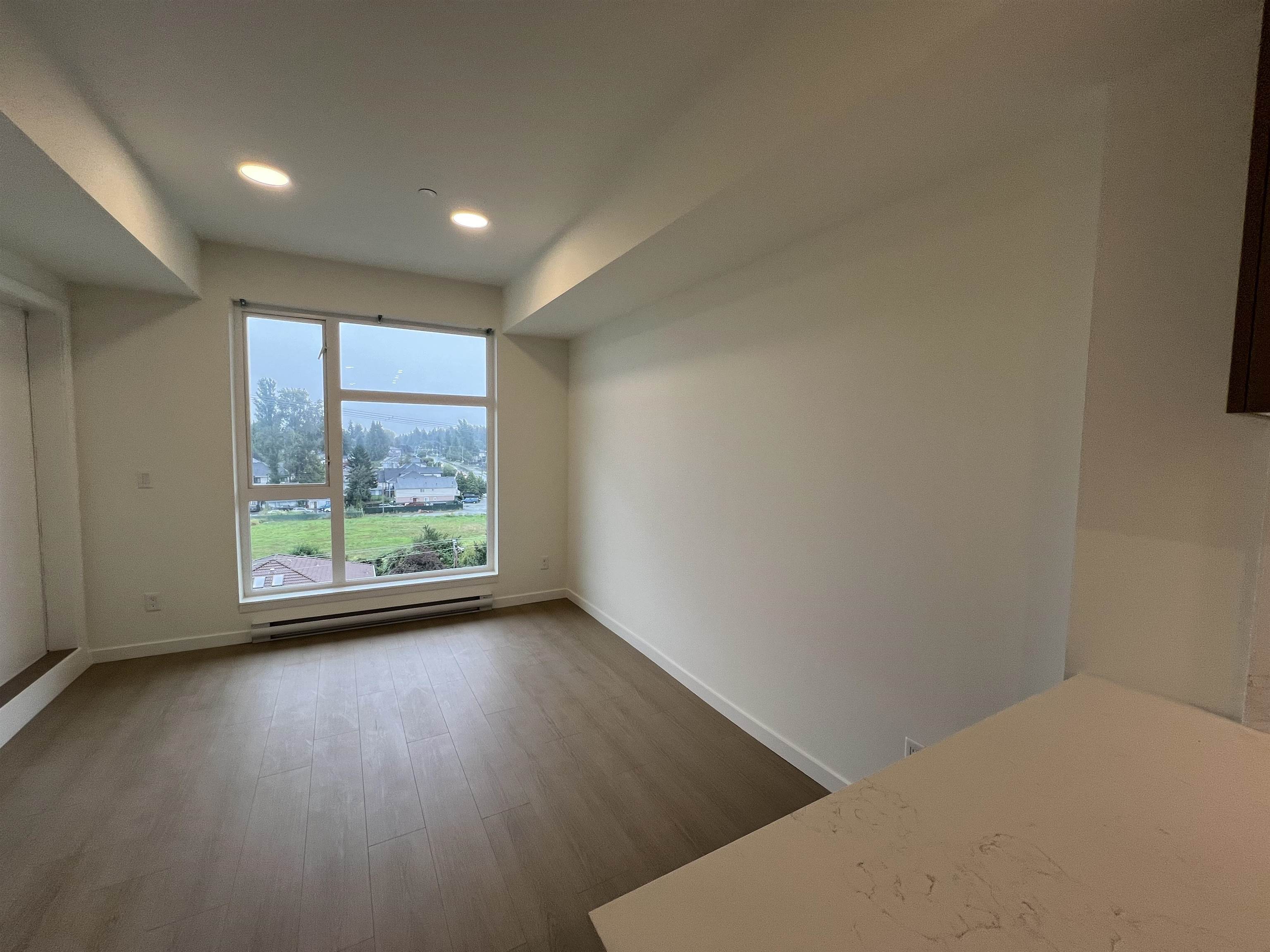 Unit E609 - 10828 139a Street, Surrey 5
