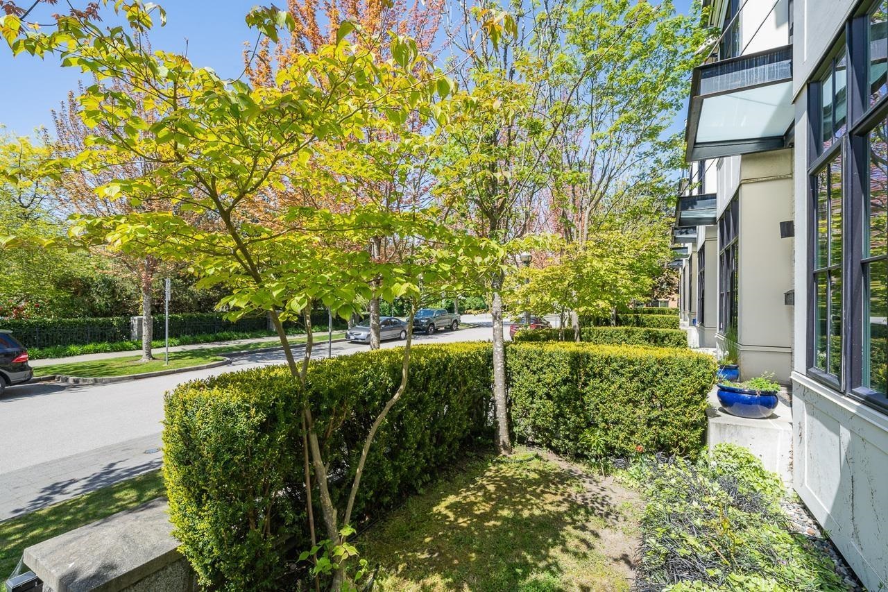 Unit Studio - 6288 Eagles Drive, Vancouver 2