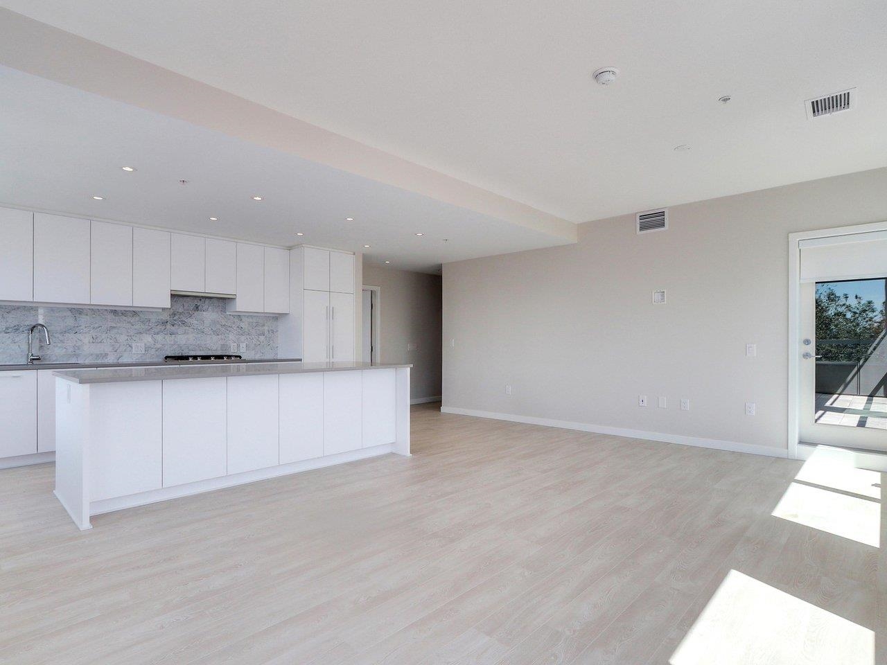 Unit 304 - 110 17th Street E, North Vancouver 4