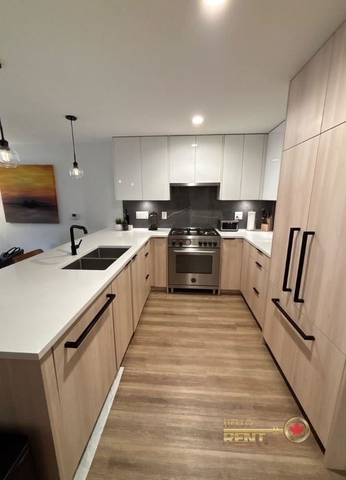 Unit 6 - 237 Ridgeway Avenue, North Vancouver 3