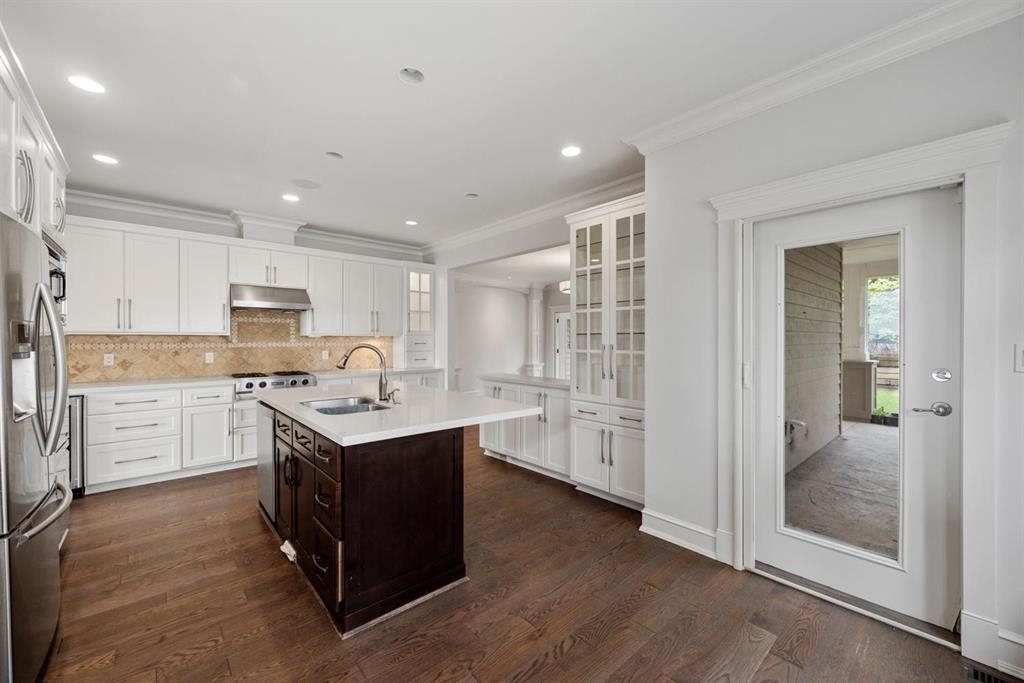 2185 Lawson Avenue, West Vancouver 5