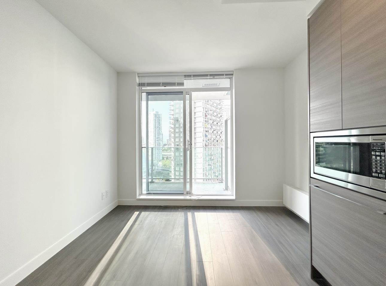 Unit 13xx - 13655 Fraser Highway, Surrey 3