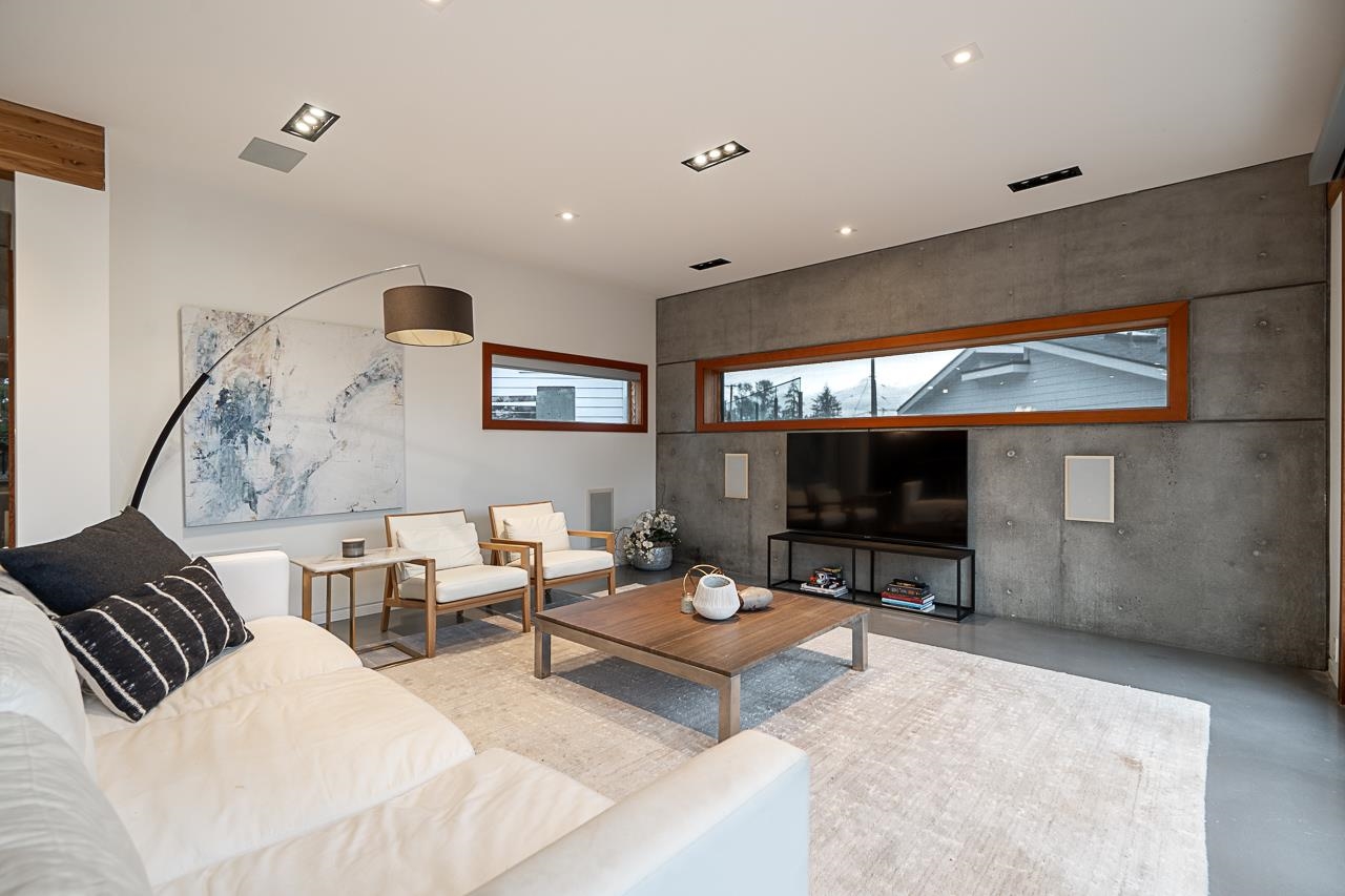 7317 Barnet Road, Burnaby 5