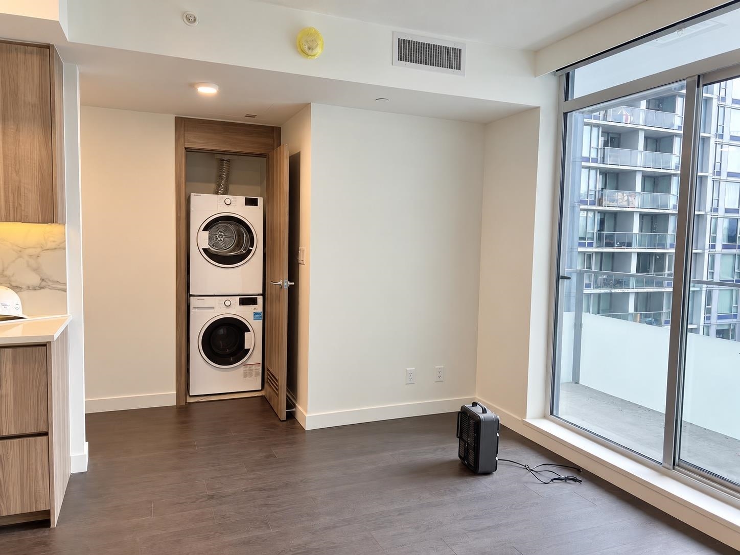 Unit 14xx - 13768 100 Avenue, Surrey 5