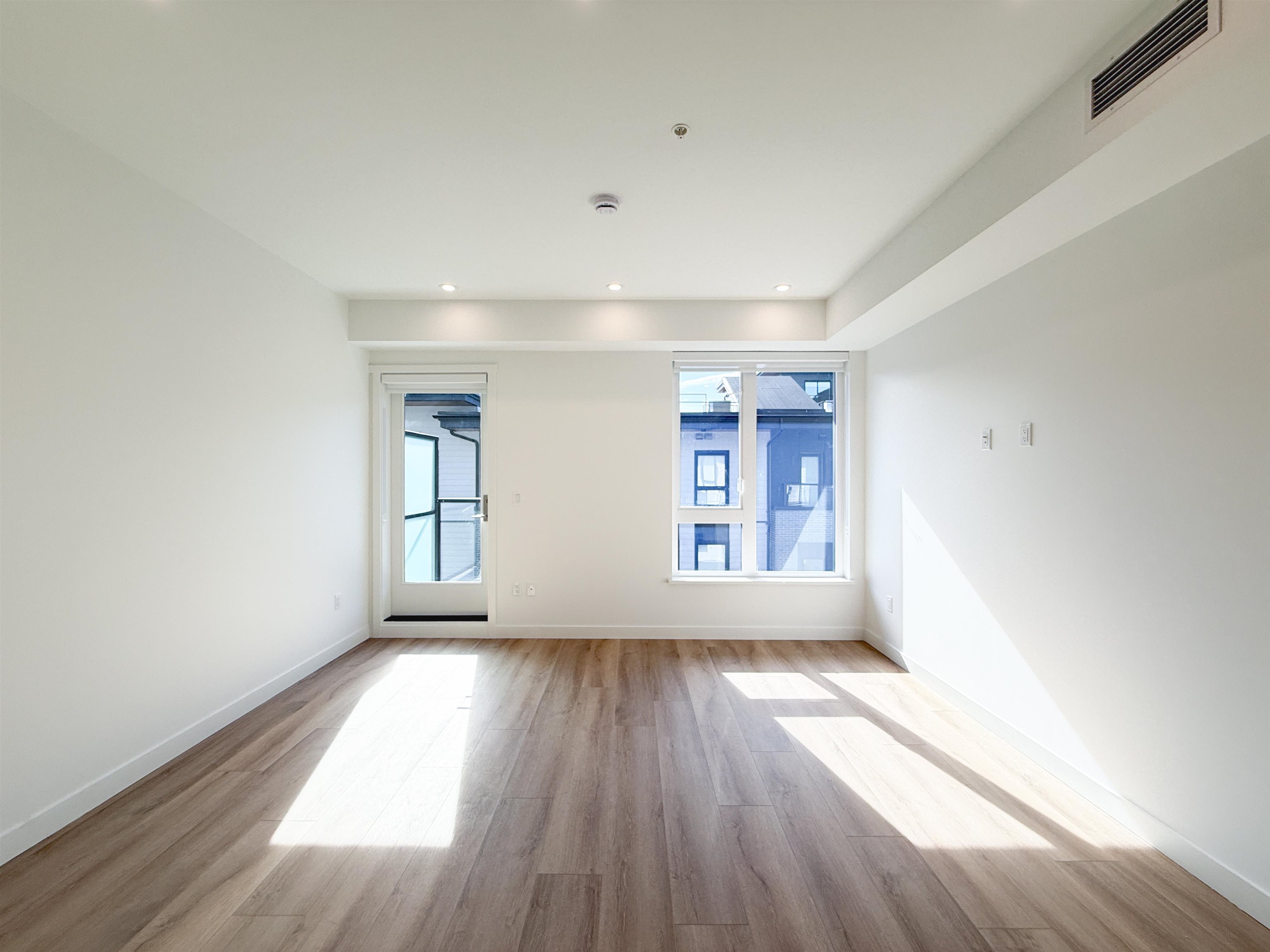 Unit 303 - 606 Madore Avenue, Coquitlam 4