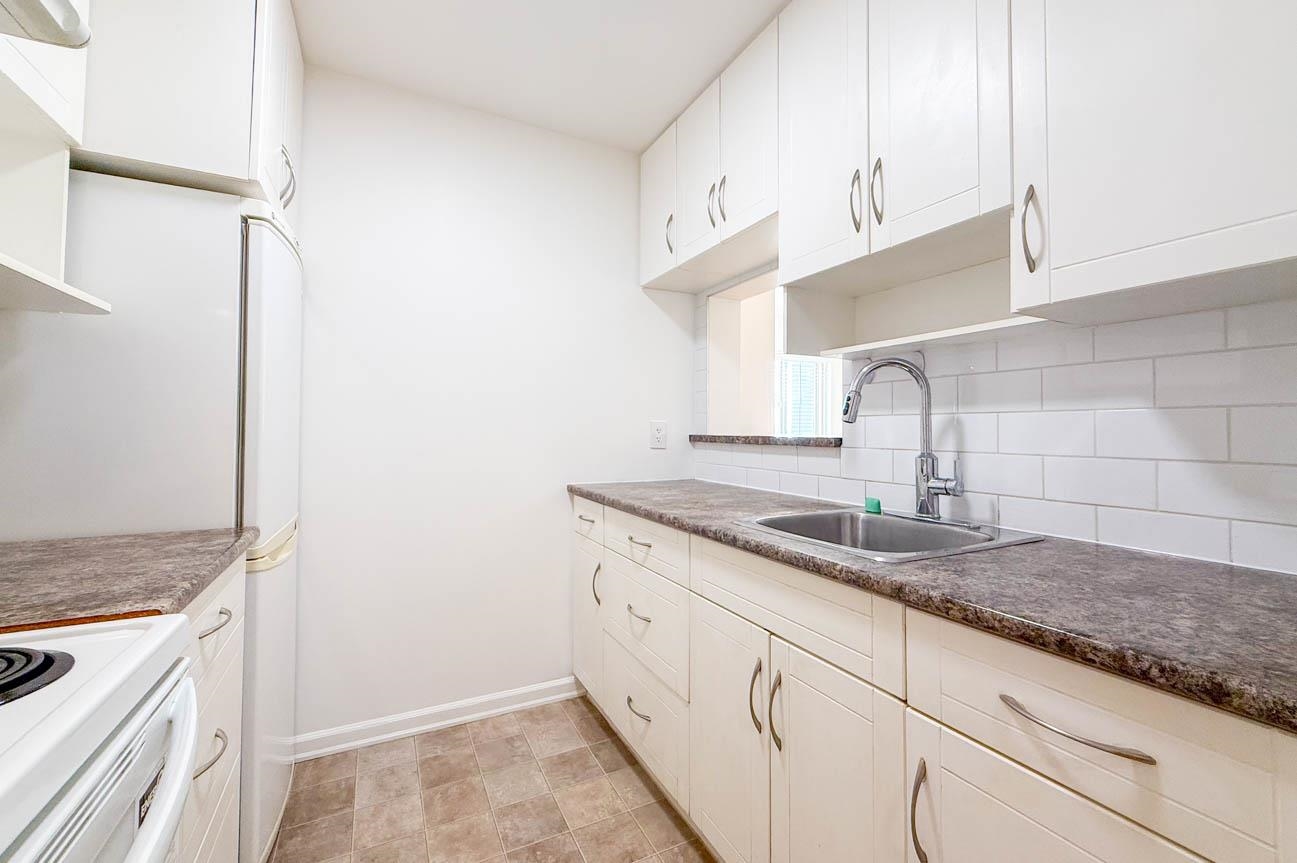 Unit 107 - 461 16 Street W, North Vancouver 5