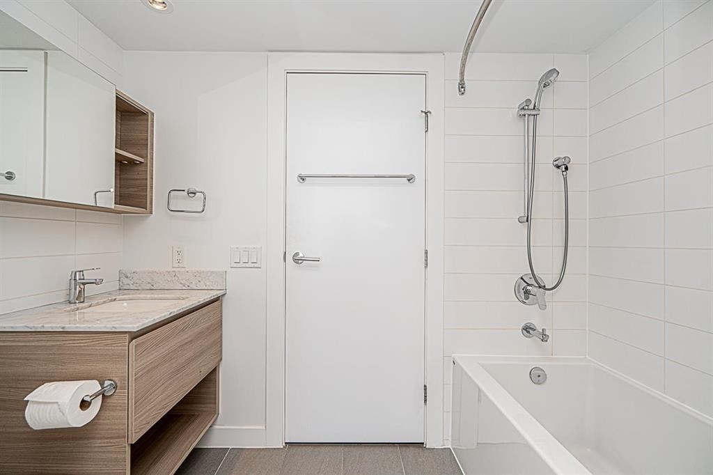 Unit 1512 - 908 Quayside Drive, New Westminster 3