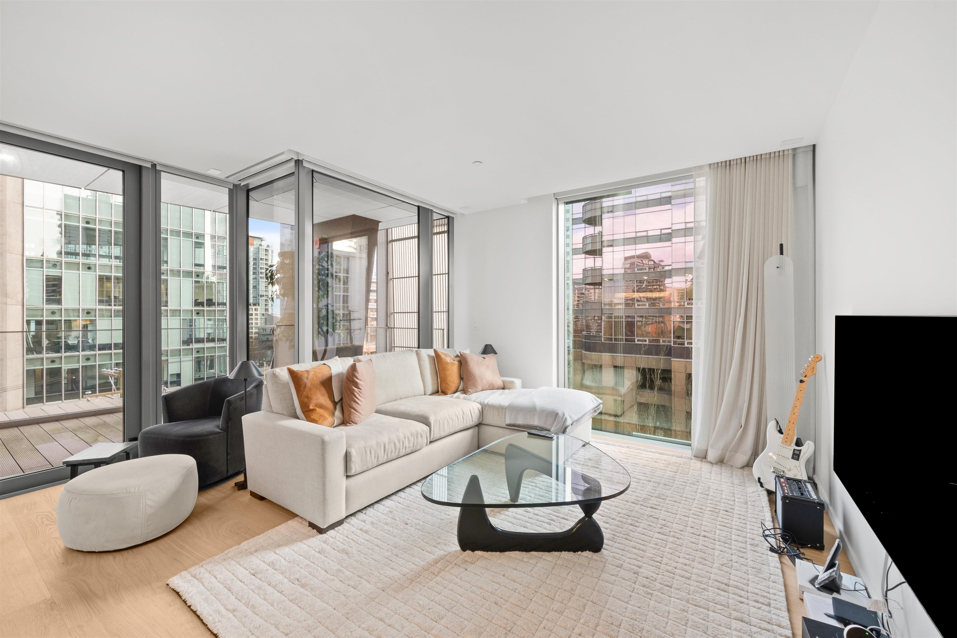 Unit 602 - 1568 Alberni Street, Vancouver 3