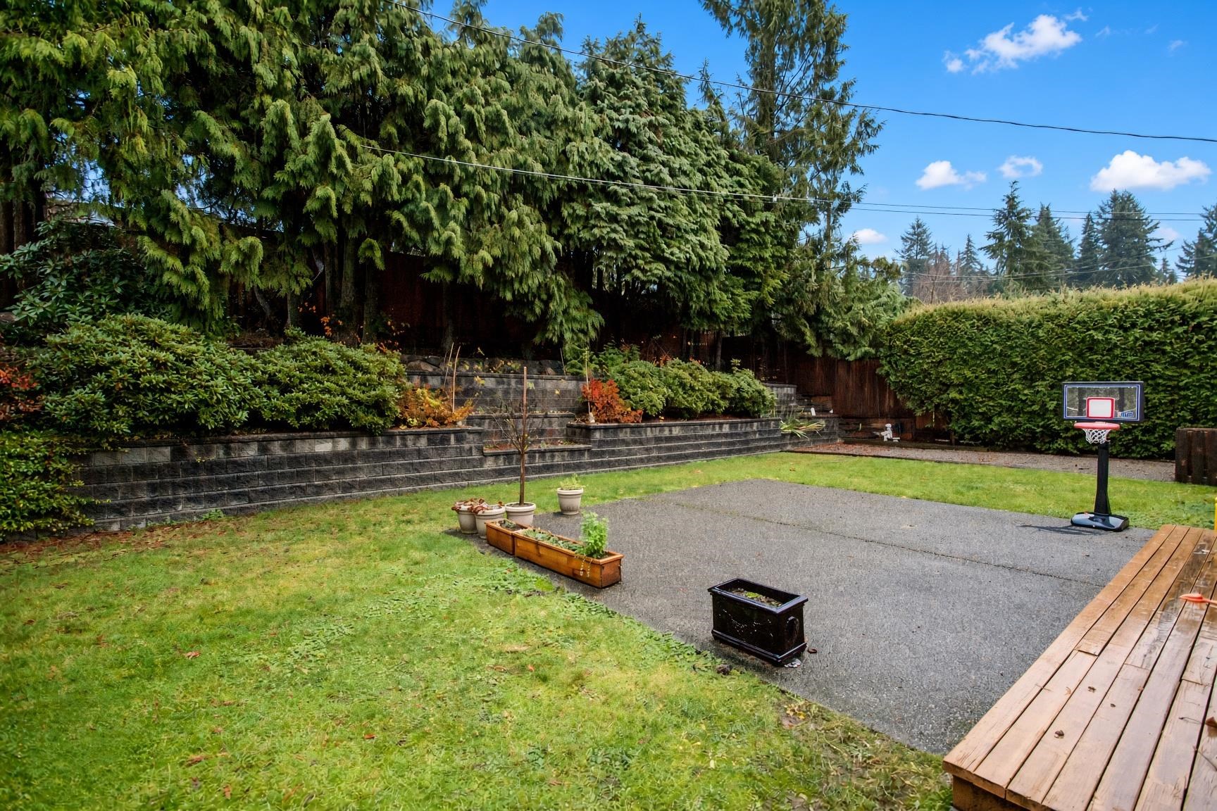 4128 Canterbury Crescent, North Vancouver 3