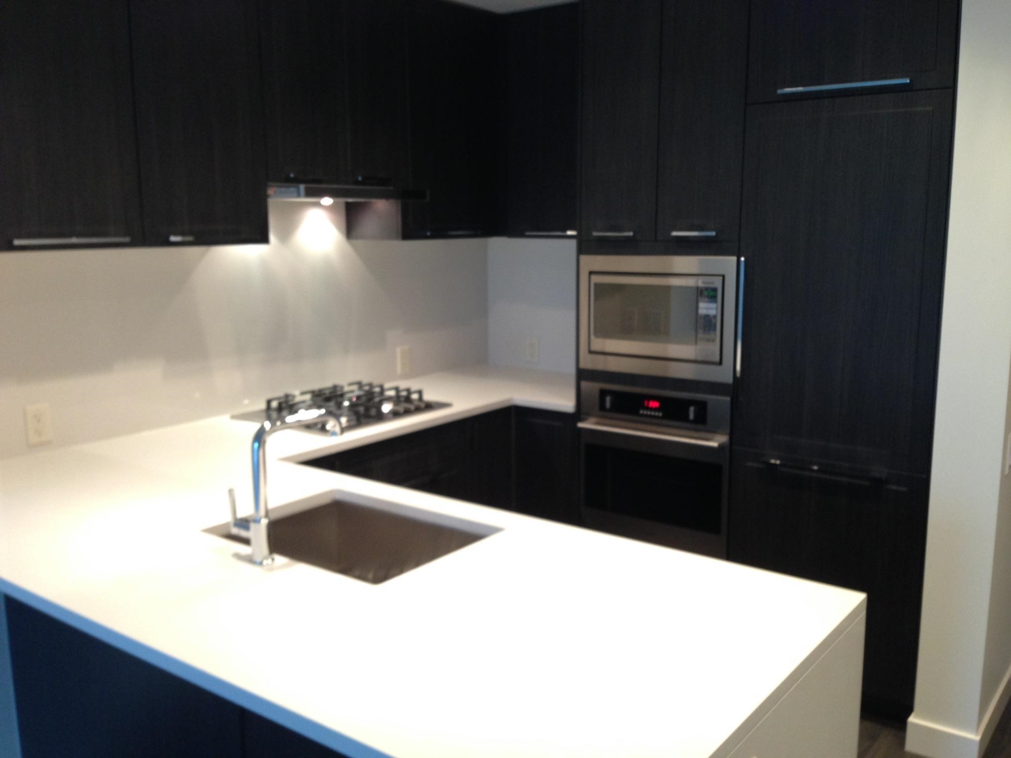 Unit 601 - 6677 Cambie Street, Vancouver 4