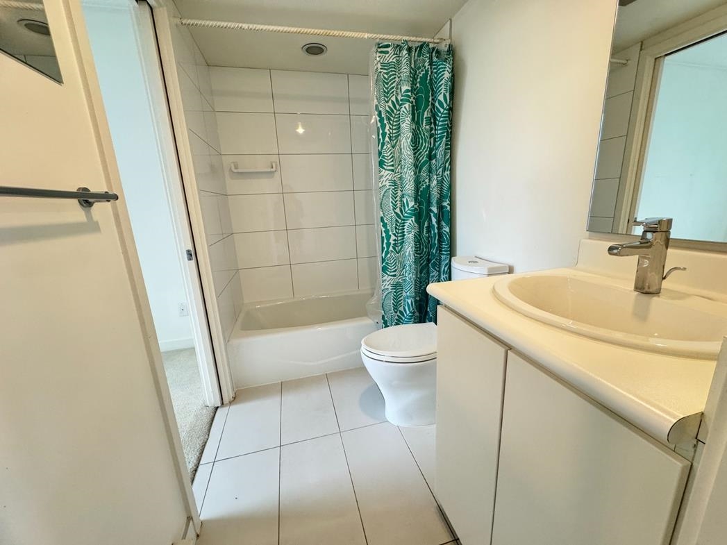 Unit 10xx - 66 Cordova Street W, Vancouver 4
