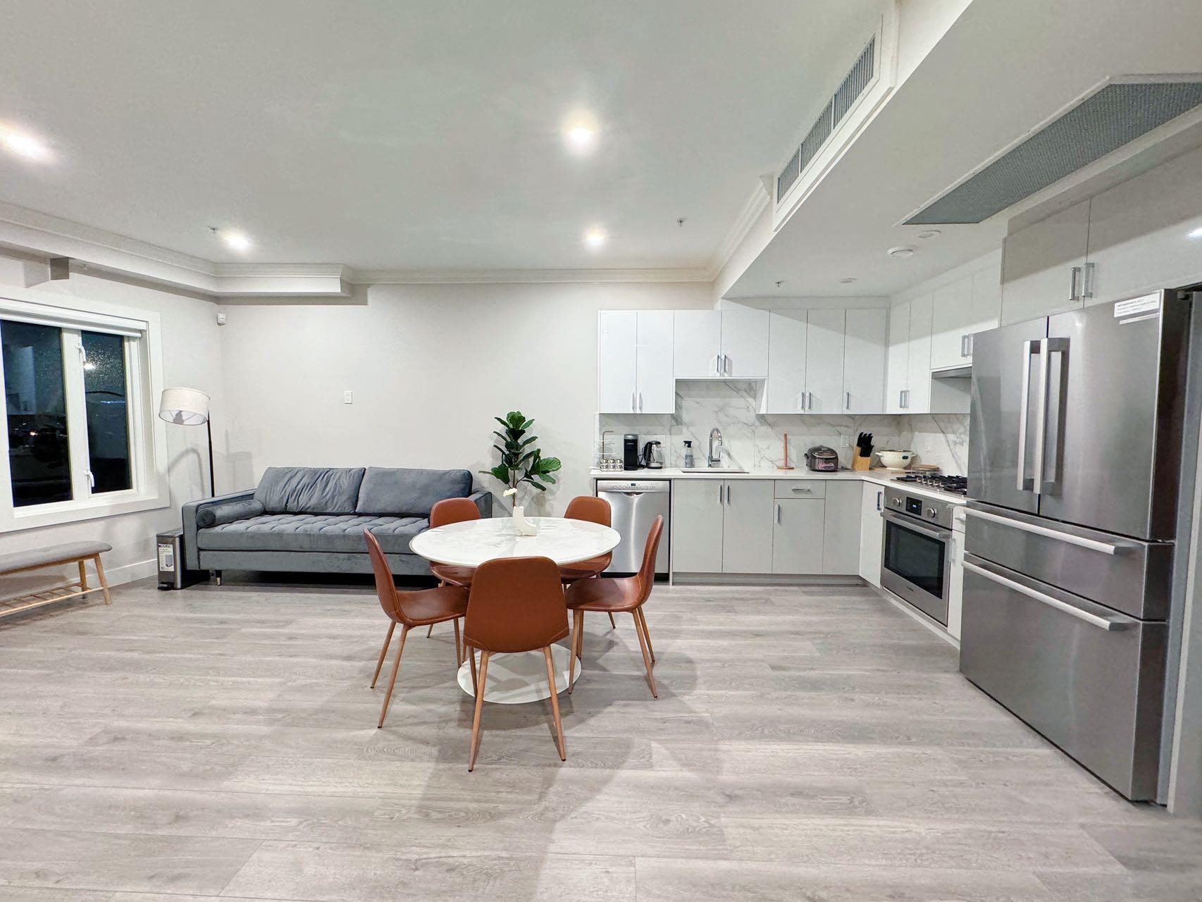 7555 Oak Street, Vancouver 2