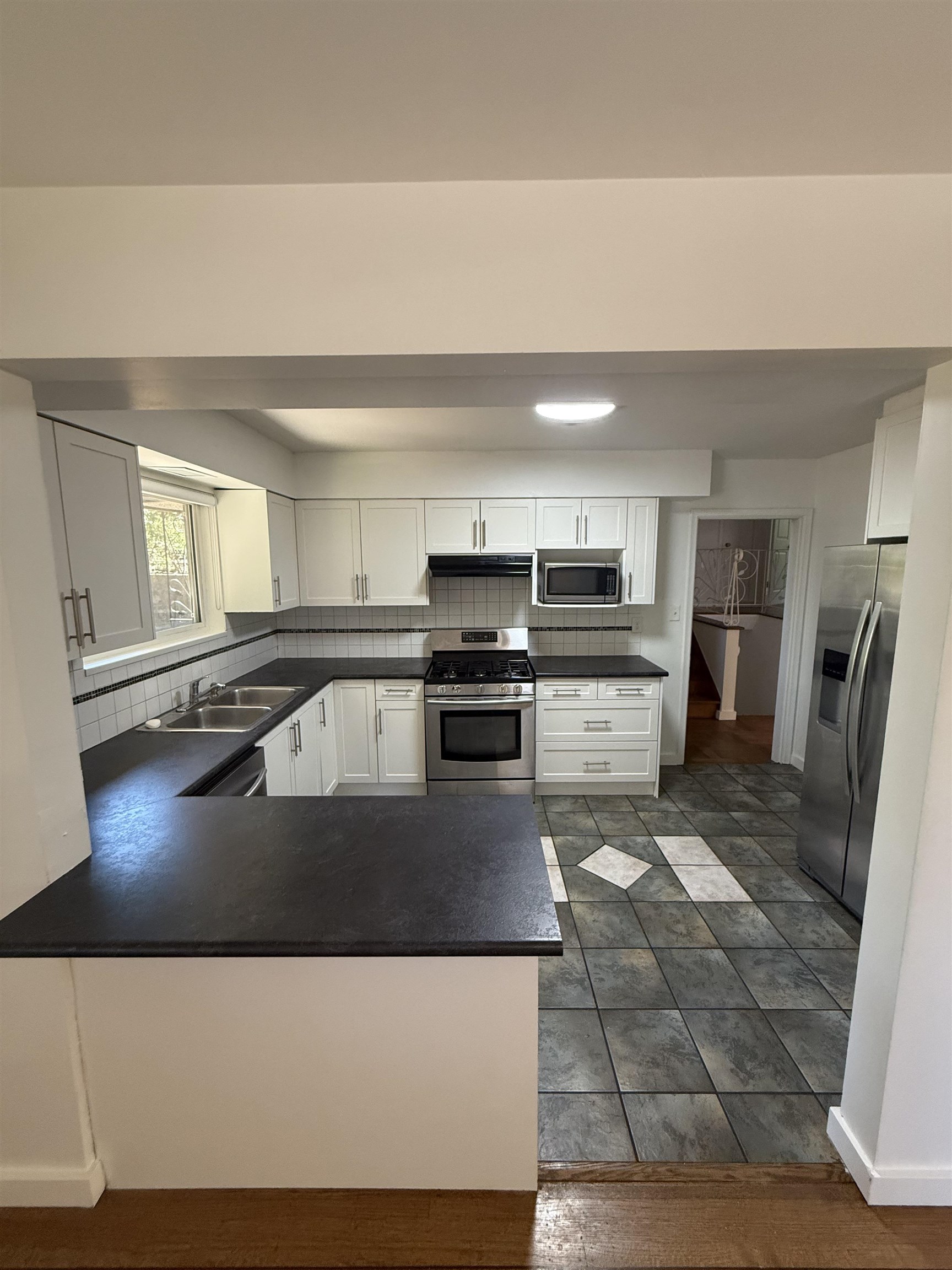 Unit Upper - 9655 Townline Diversion, Surrey 5