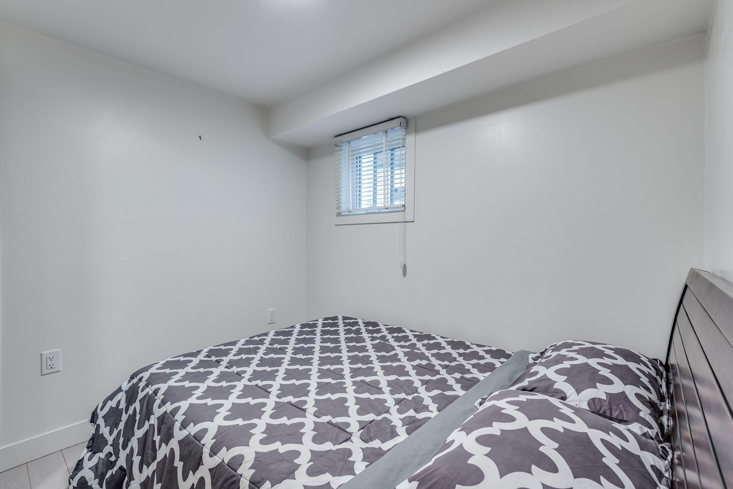 Unit 3 - 1425 Haro Street, Vancouver 5