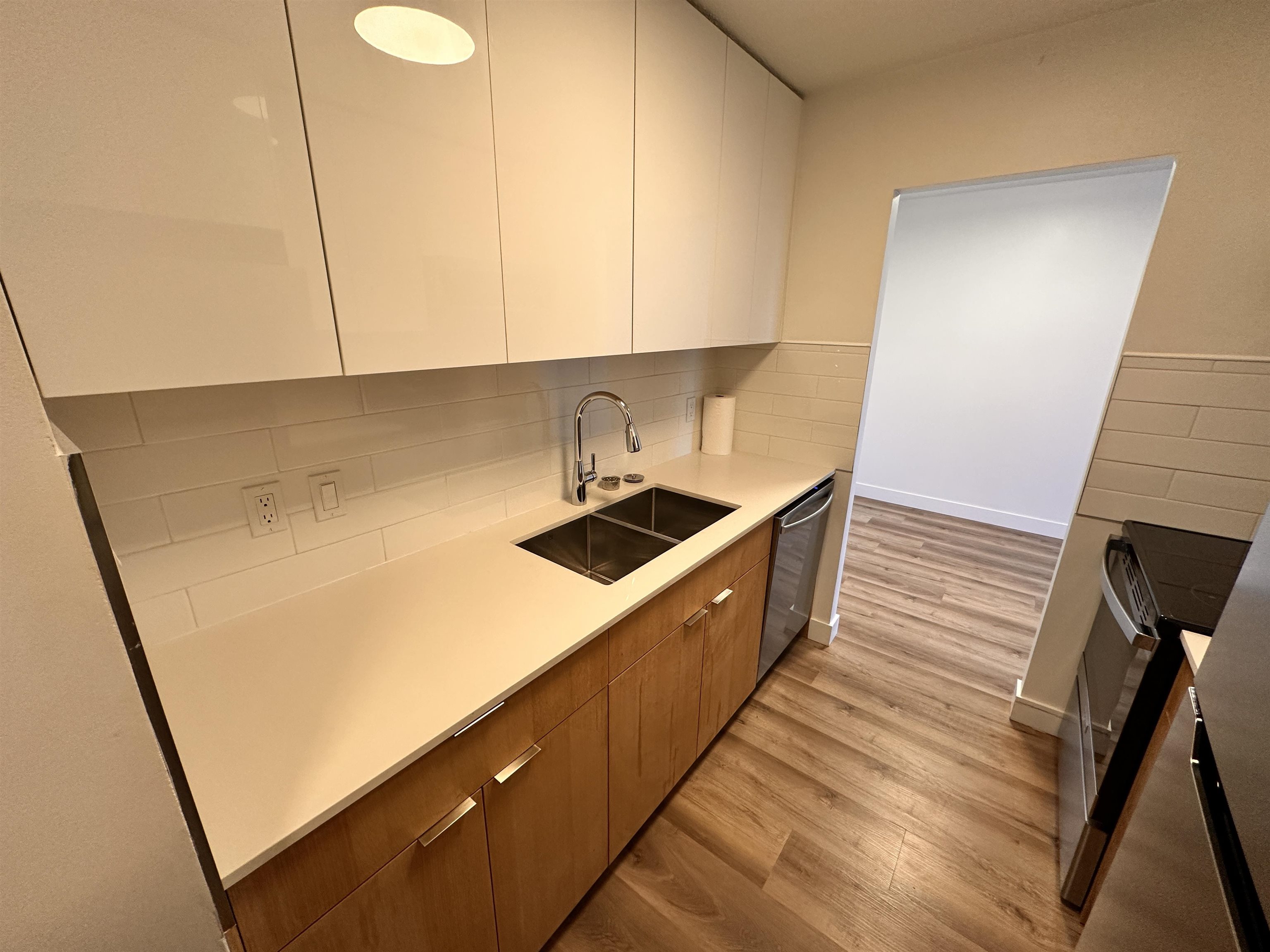 Unit 606 - 4200 Mayberry Street, Burnaby 2