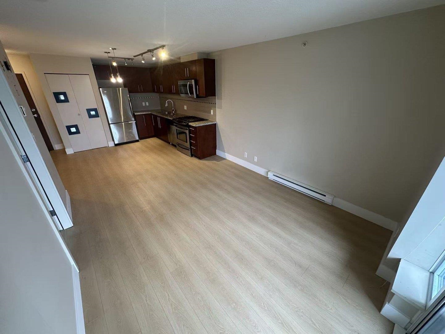 Unit 1302 - 8288 Lansdowne Road, Richmond 4