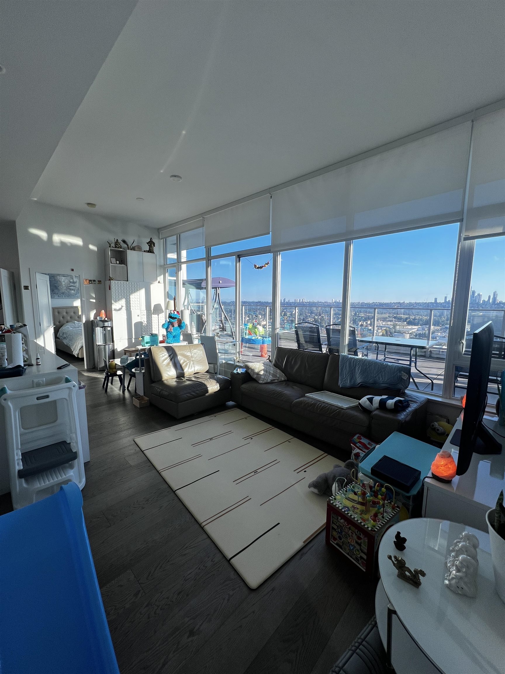 2311 Beta, Burnaby 3