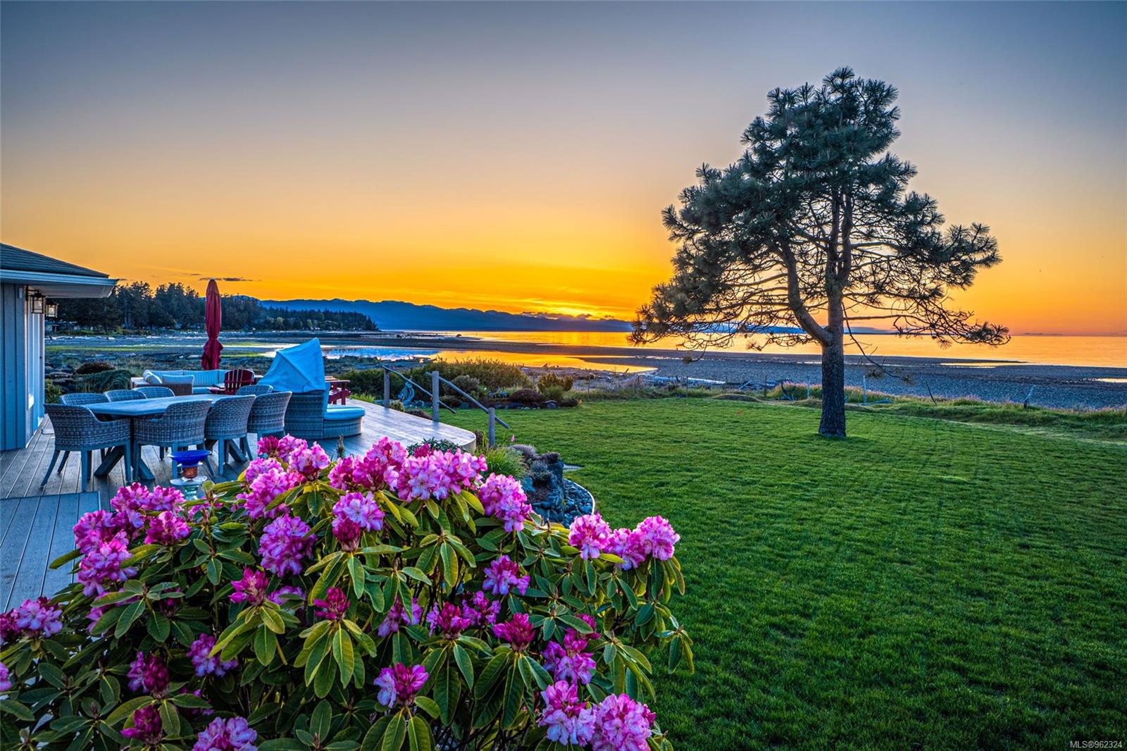 1561 Admiral Tryon Blvd, Parksville, British Columbia V9P1Y3 Sold